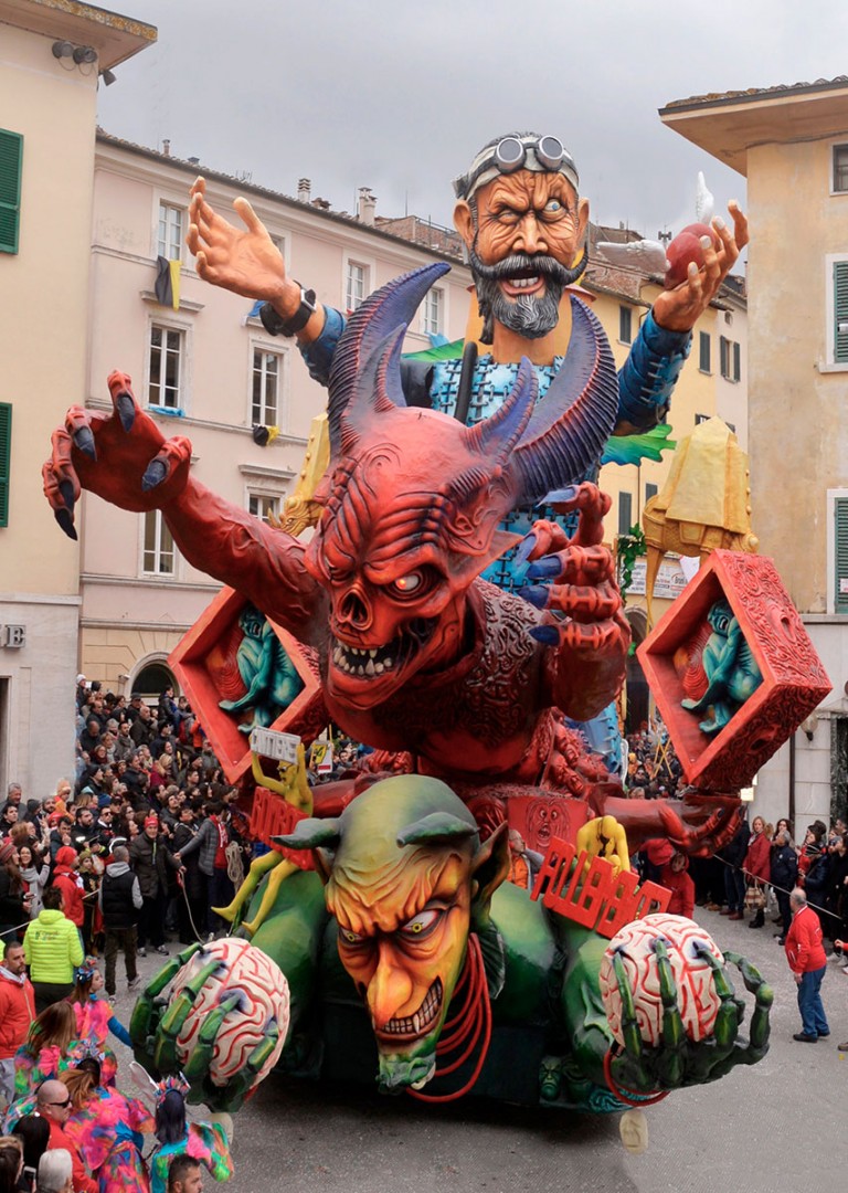 Carnevale: al via domenica a Foiano della Chiana il più antico d’Italia