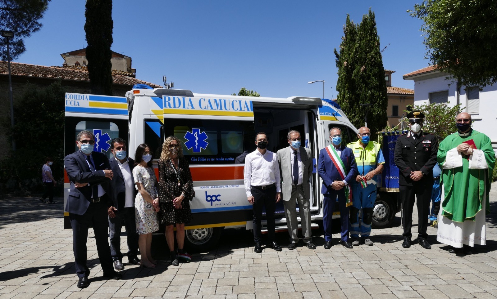 Festa a Camucia per la nuova Ambulanza donata dalla Bpc