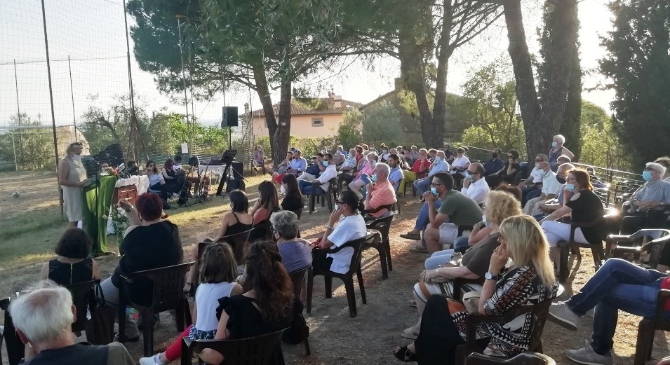 Borgo Ossaia commemora Enzo Moretti
