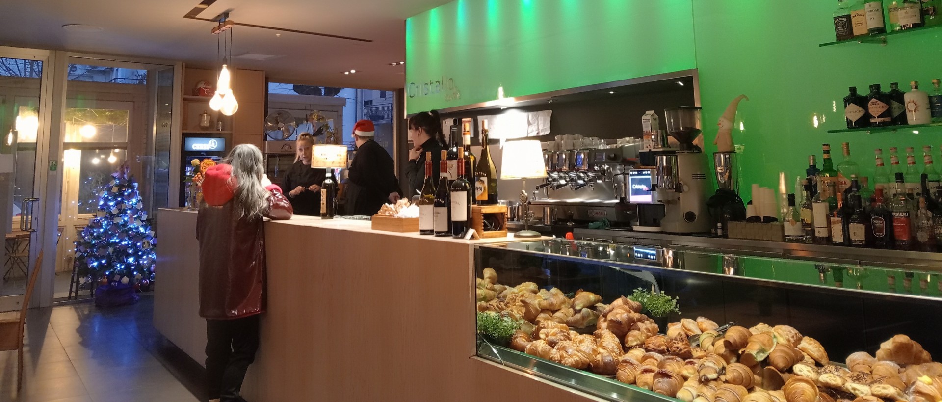 Buon Capodanno e Felice 2026 a tutti, ma soprattutto a coloro che oggi lavorano.