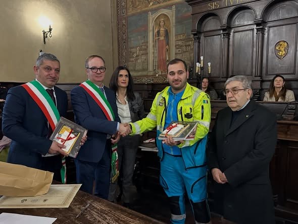 Cortona e Paternopoli: quarantacinque anni di amicizia e di solidarietà.  