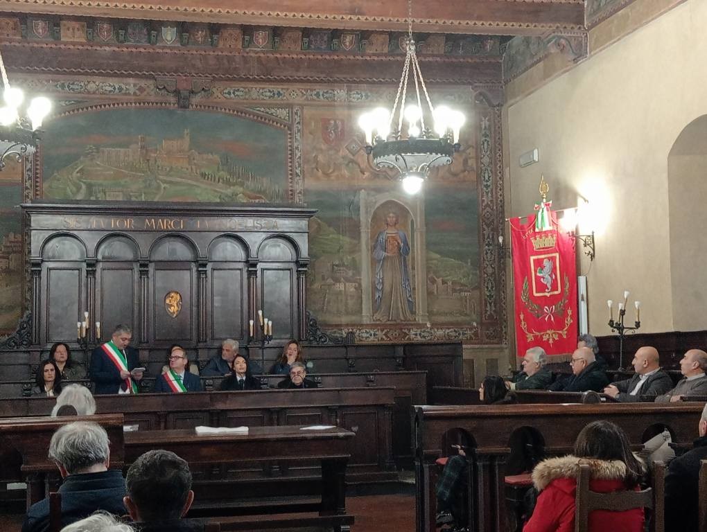 Cortona e Paternopoli: quarantacinque anni di amicizia e di solidarietà.  