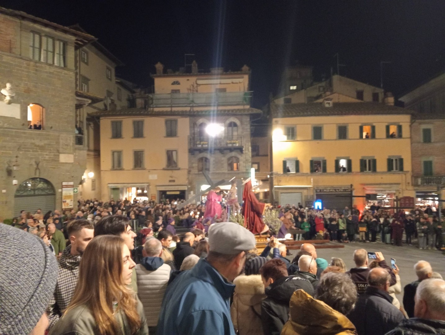 Un Venerdì Santo all’antica, testimonianza di vita cristiana  secolare .