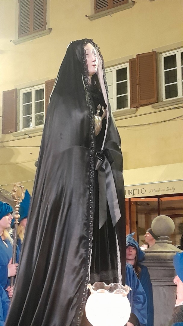 Un Venerdì Santo all’antica, testimonianza di vita cristiana  secolare .