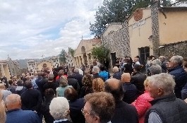 Grande manifestazione di  affetto e di preghiera cristiana di Borgo Ossaia e di Cortona  per Maurizio Lovari