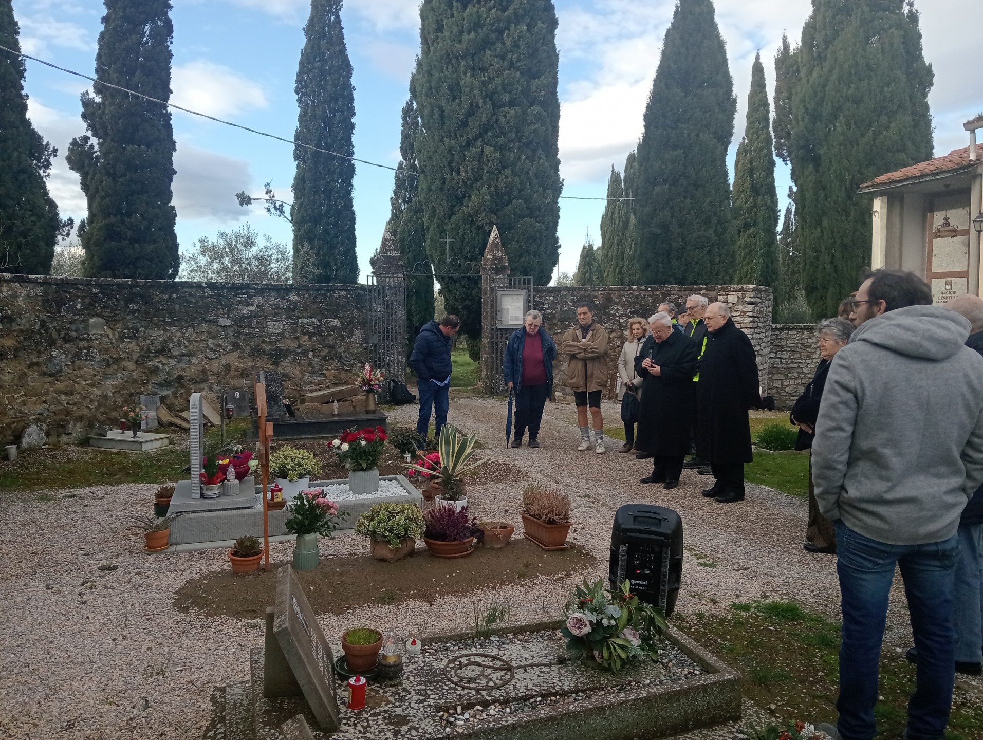 Giornata in memoria di Maurizio Lovari: all' Ossaia il ricordo del cardinale Bassetti e del vescovo Castellani