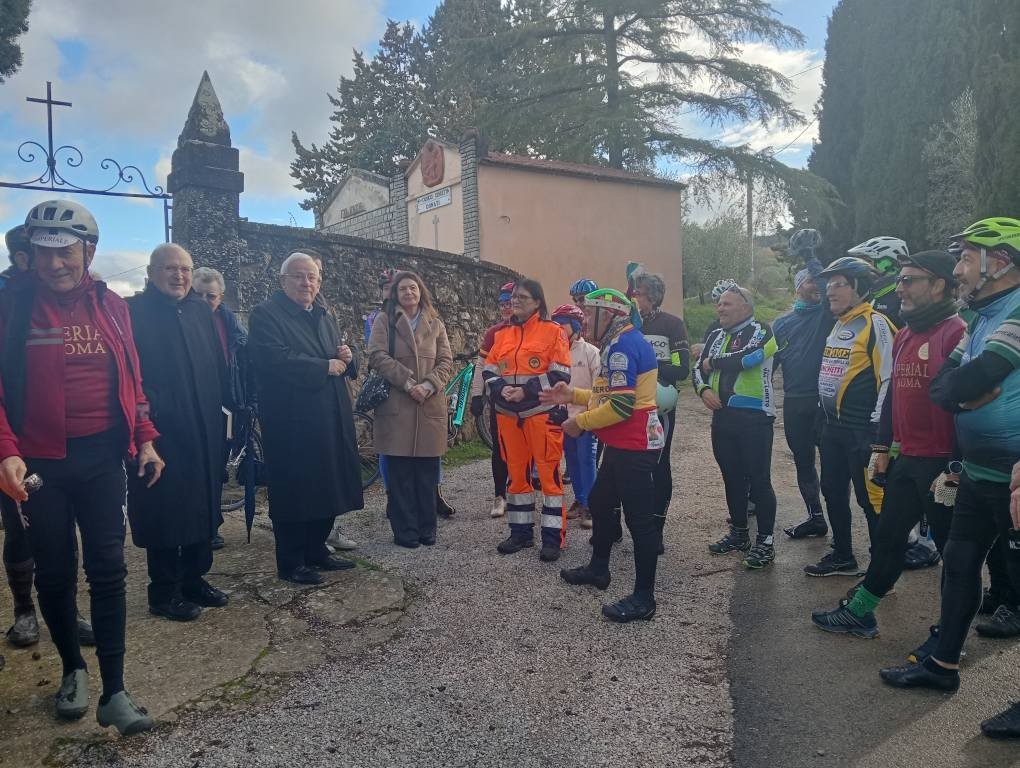 Giornata in memoria di Maurizio Lovari: all' Ossaia il ricordo del cardinale Bassetti e del vescovo Castellani
