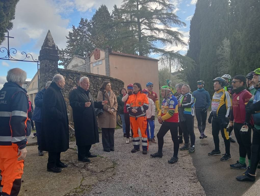 Giornata in memoria di Maurizio Lovari: all' Ossaia il ricordo del cardinale Bassetti e del vescovo Castellani