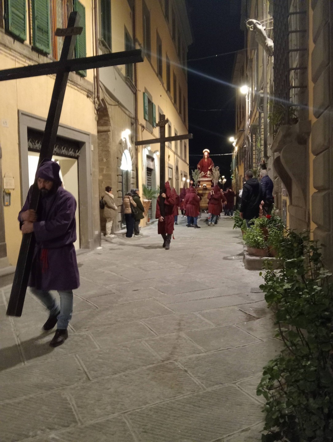 Un Venerdì Santo all’antica, testimonianza di vita cristiana  secolare .