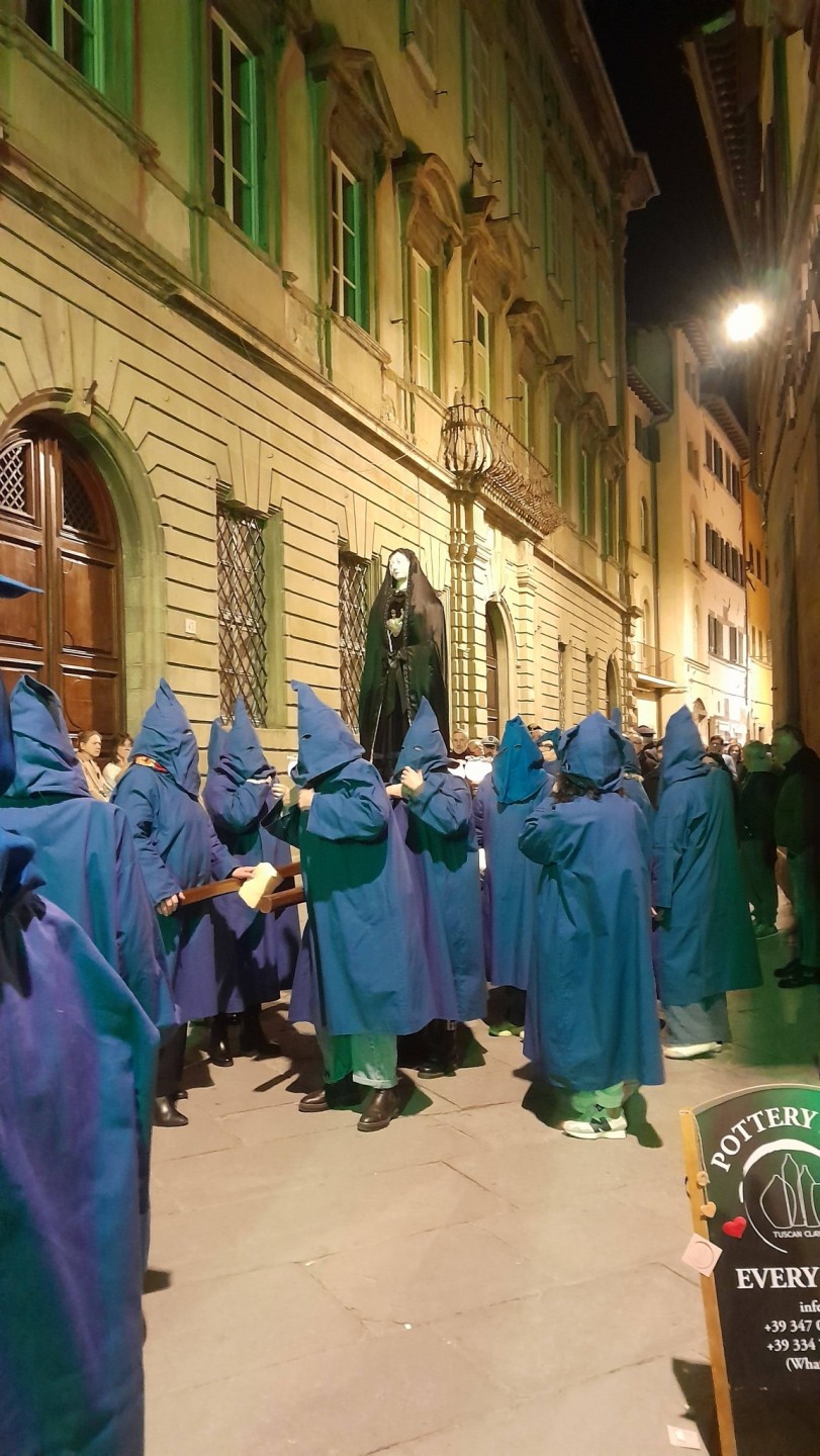 Un Venerdì Santo all’antica, testimonianza di vita cristiana  secolare .