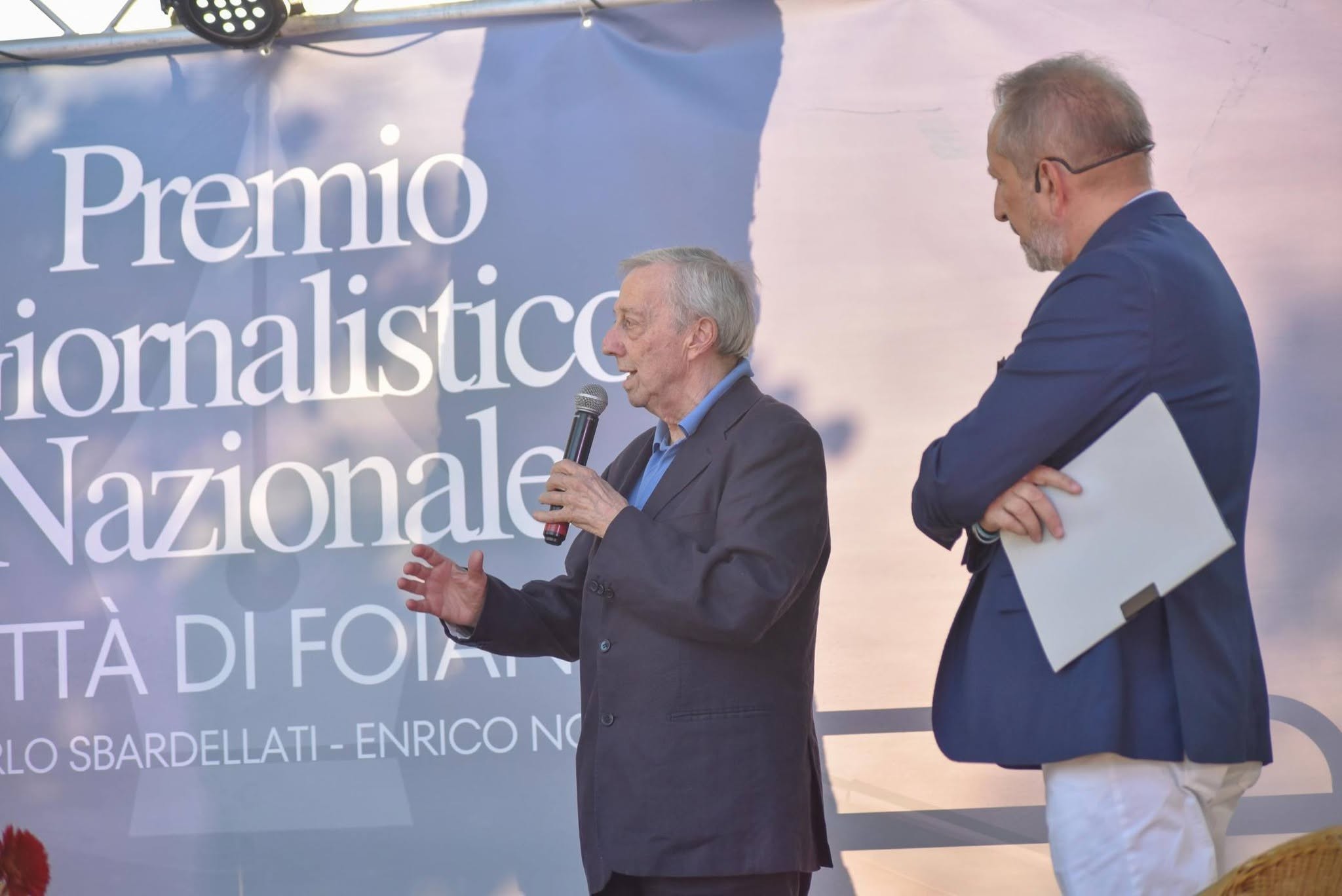 Targa speciale del Premio Giornalistico Città di Foiano a L'Etruria