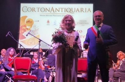 Un riconoscimento ad una grande italiana - Il Premio Cortonantiquaria ad Elisabetta Belloni, De Piscopo fa ancora uno show