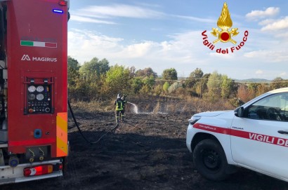 Vasto incendio a Pietraia di Cortona