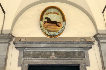 Il Teatro Signorelli non può restare in silenzio.