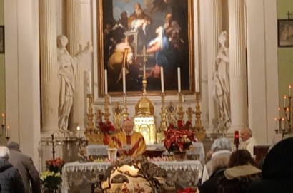 “Un Buon  Natale di Luce, di Pace e di speranza di salvezza per tutta l’umanità”