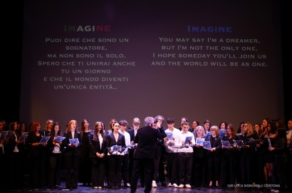 Conclusa la tanto attesa “Notte a Teatro”, uno degli appuntamenti più sentiti e amati dell’IIS “L. Signorelli
