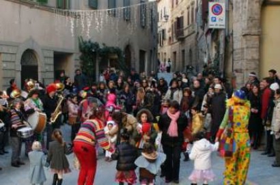 Domenica 7 febbraio torna l’appuntamento con il Carnevale a Montepulciano