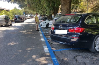 Nuovi parcheggi a pagamento nel centro storico di Cortona. L'amministrazione spiega il piano