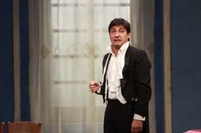Cortona - parte la stagione di prosa del Teatro Signorelli con Solfrizzi