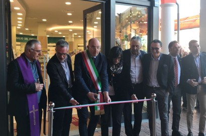 Al Valdichiana Outlet Village inaugurata la nuova Farmacia Comunale di Foiano della Chiana