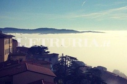 Lo spettacolo della nebbia a Cortona