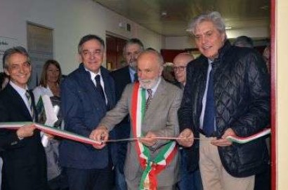 Taglio del nastro del nuovo reparto di oncologia di Arezzo