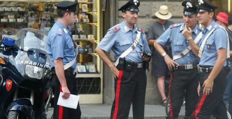 Due arresti, cinque denunce e due segnalazioni dei carabinieri in Valdichiana