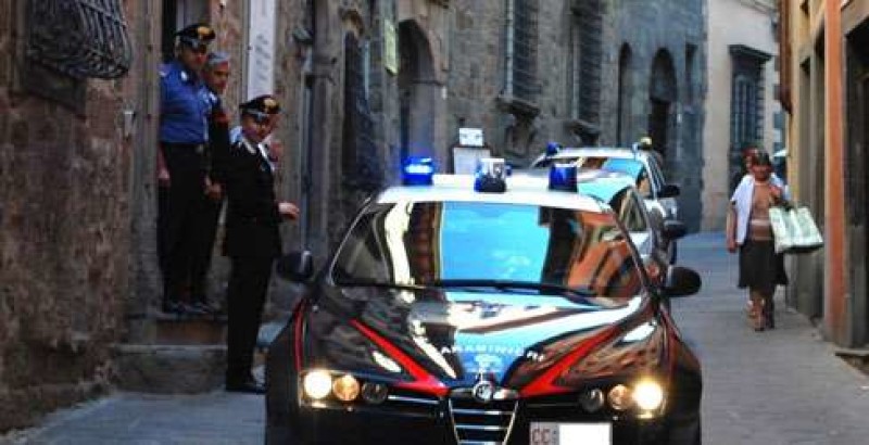 Truffa e ricettazione: denunce dei carabinieri della Valdichiana