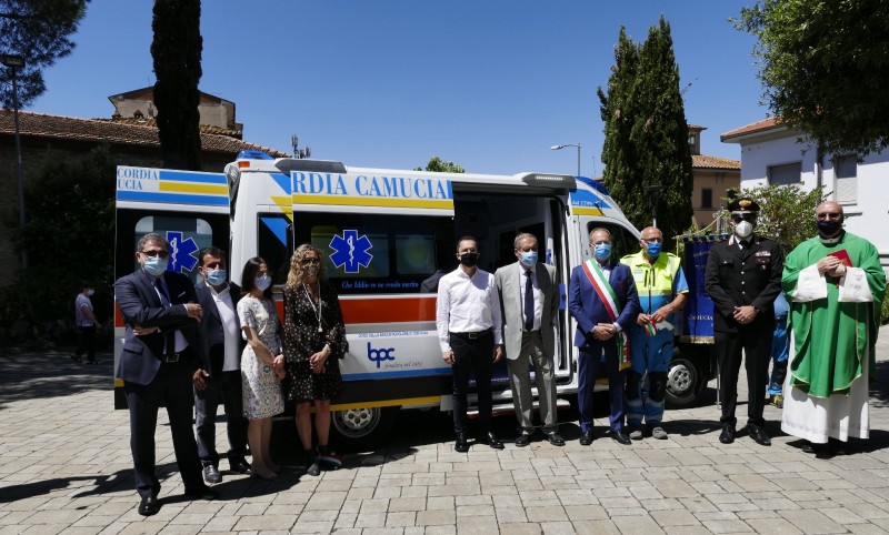 Festa a Camucia per la nuova Ambulanza donata dalla Bpc