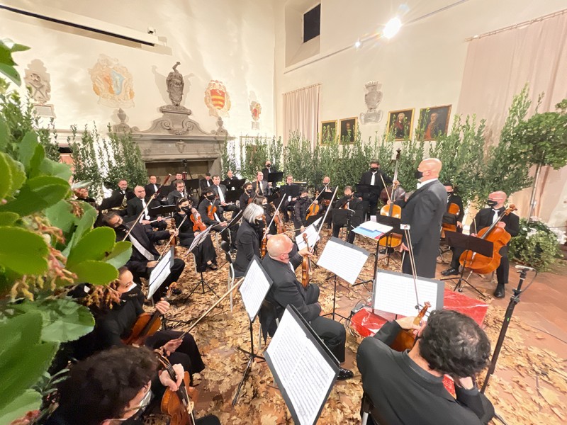 Cortona, confermato il concerto di Capodanno, niente da fare per Festa in piazza e Colazione al Museo