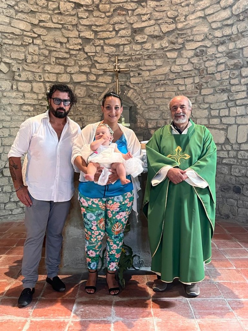 Falzano : Battesimo di Azzurra Esposito