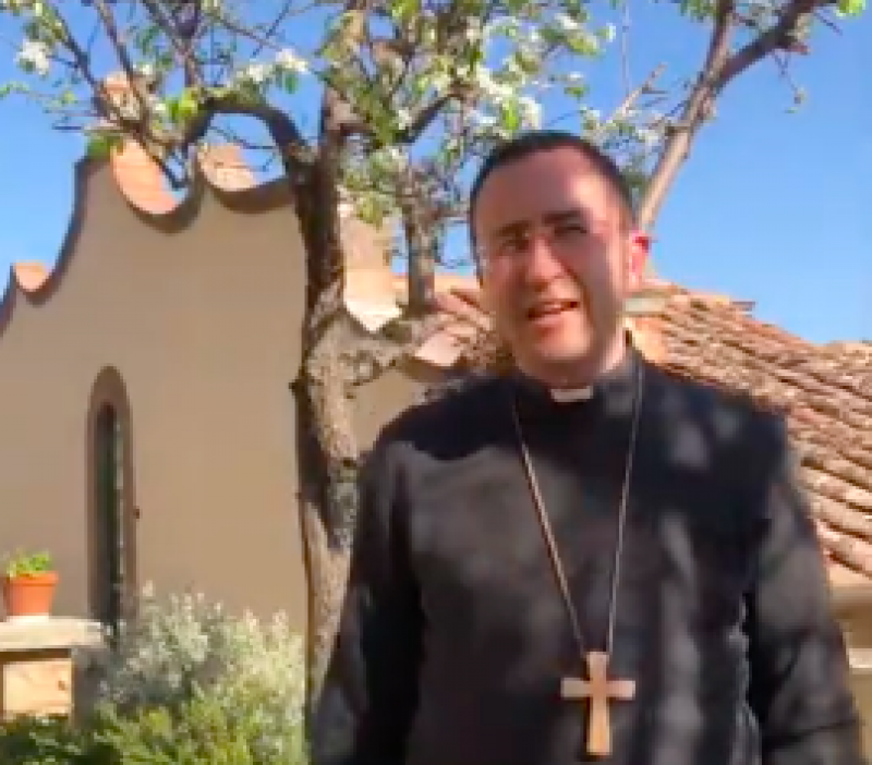 Gli auguri di Buona Pasqua del vescovo Andrea Migliavacca