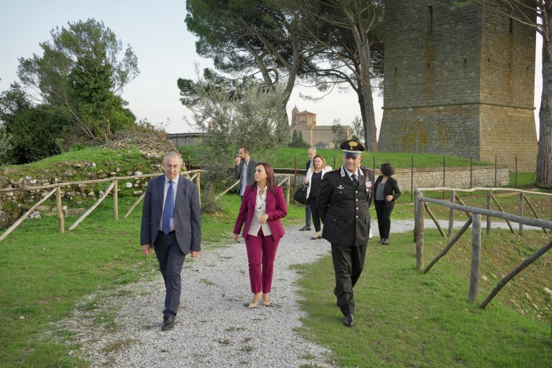 Preziose opere d’arte tornano a splendere in San Francesco a Lucignano