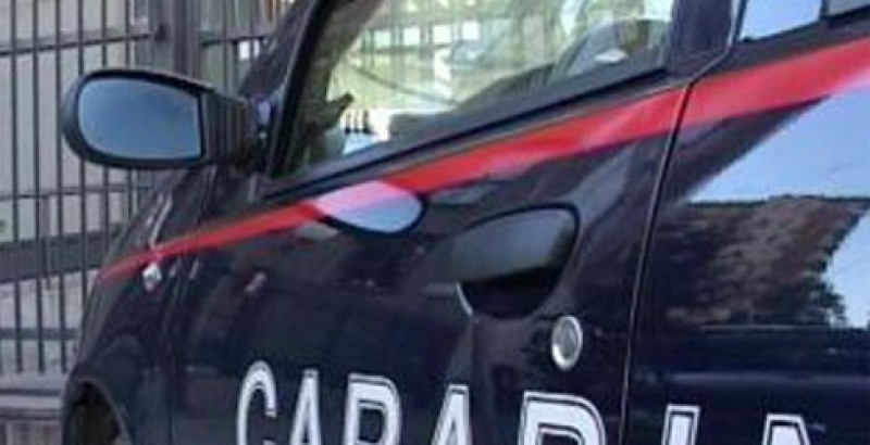 Giovane beccato con la droga, arresto dei carabinieri a Cortona