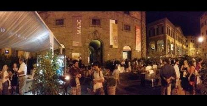 Nella Notte di San Lorenzo torna "Calici in Cortona" in Piazza Signorelli