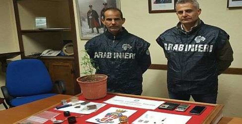 Maxi operazione andidroga dei Carabinieri in Valdichiana. 3 arresti e 63 denunce