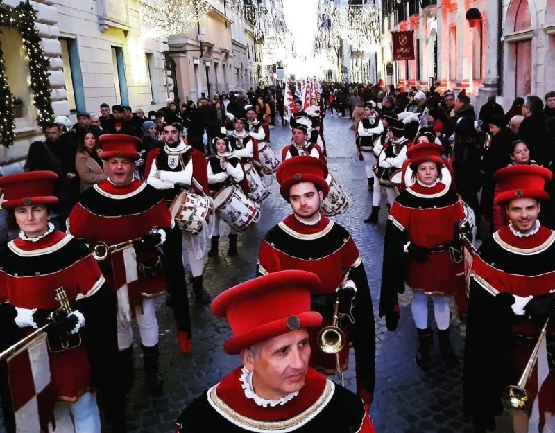 Dopo la partecipazione alla “Rome Parade” per il Gruppo Storico e Sbandieratori sono in calendario due esibizioni in Spagna per la festività dell’Epifania